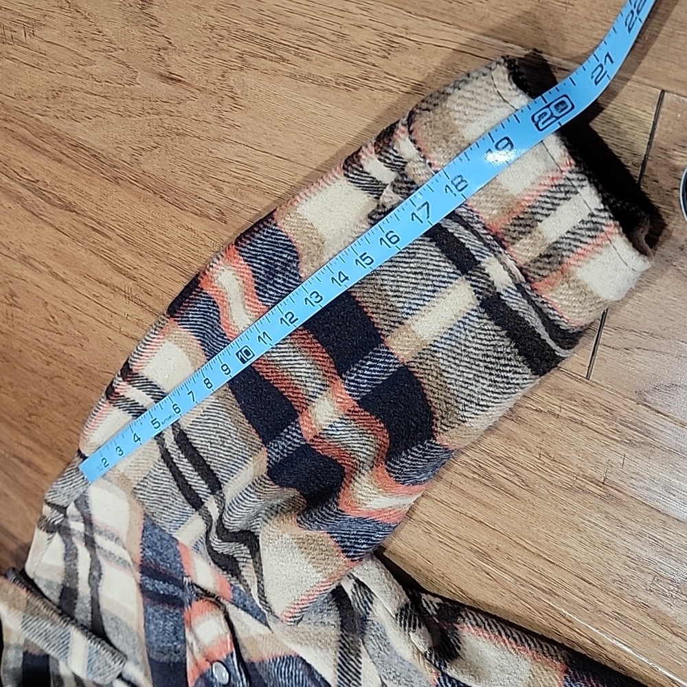 Plaid Button-Up Shacket - Picture 8 of 10